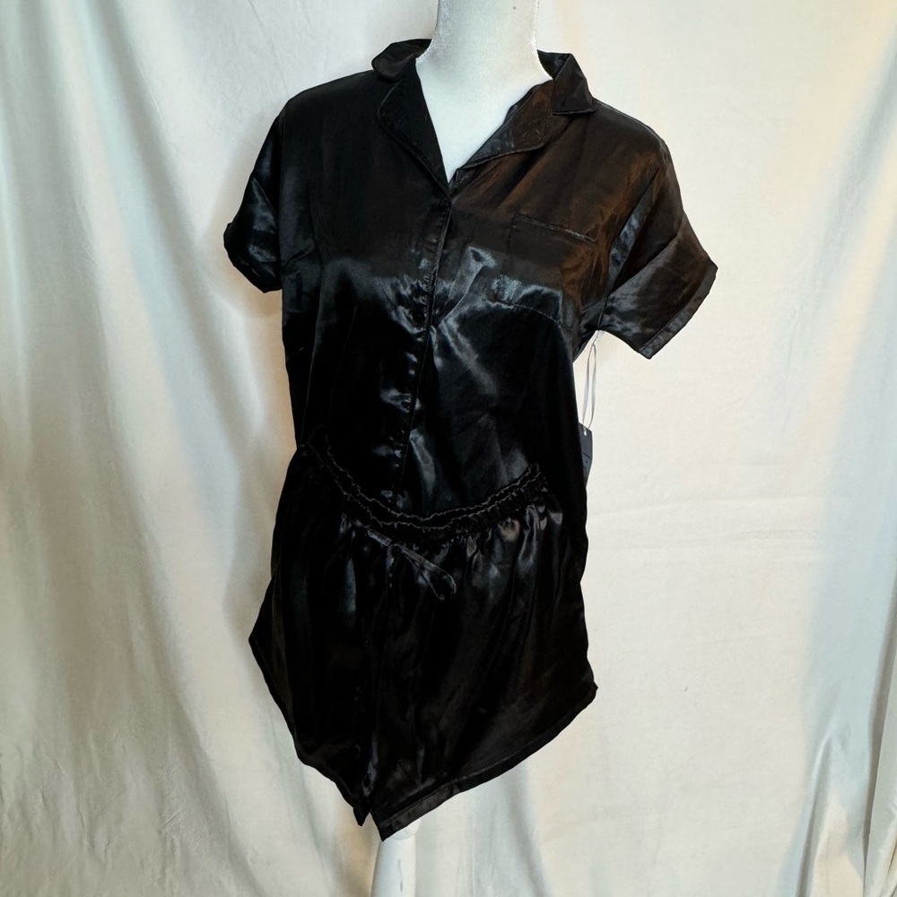 Women JV joan vass black shine two piece pajama set size M - Picture 3 of 6